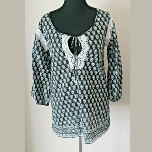 CALYPSO Christian Celle Embroidered Trim Tie‎ Neck